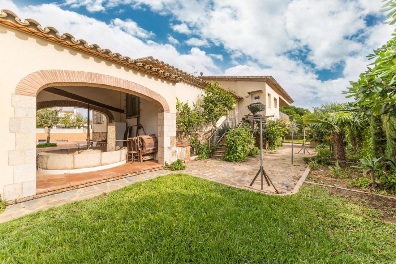 Villa Nuria L'Escala Exterior foto